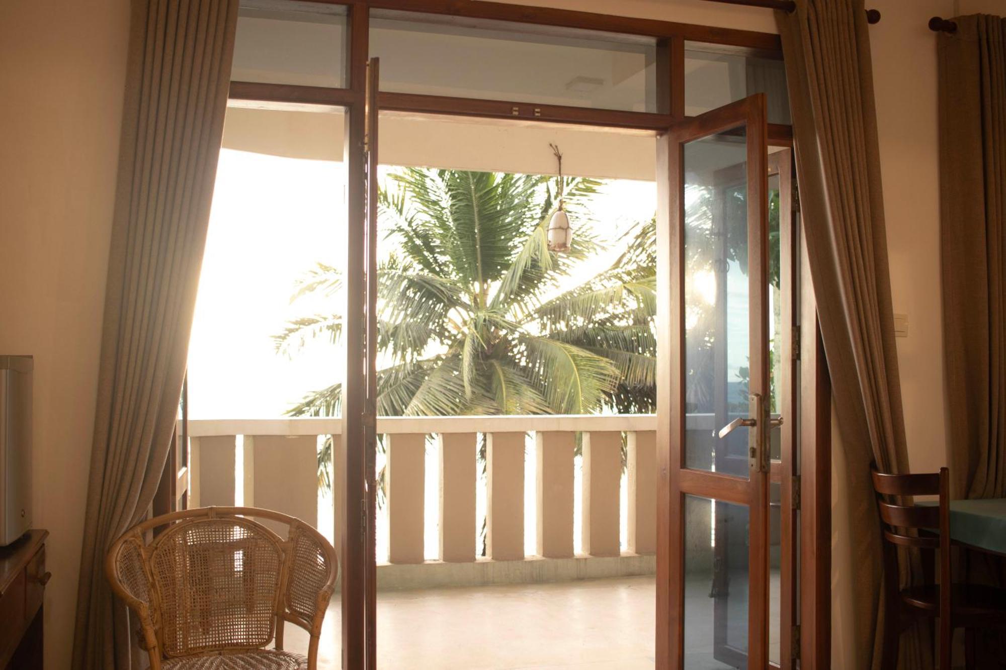 Hotel Coconut Bar Sea Lodge Beruwala Buitenkant foto